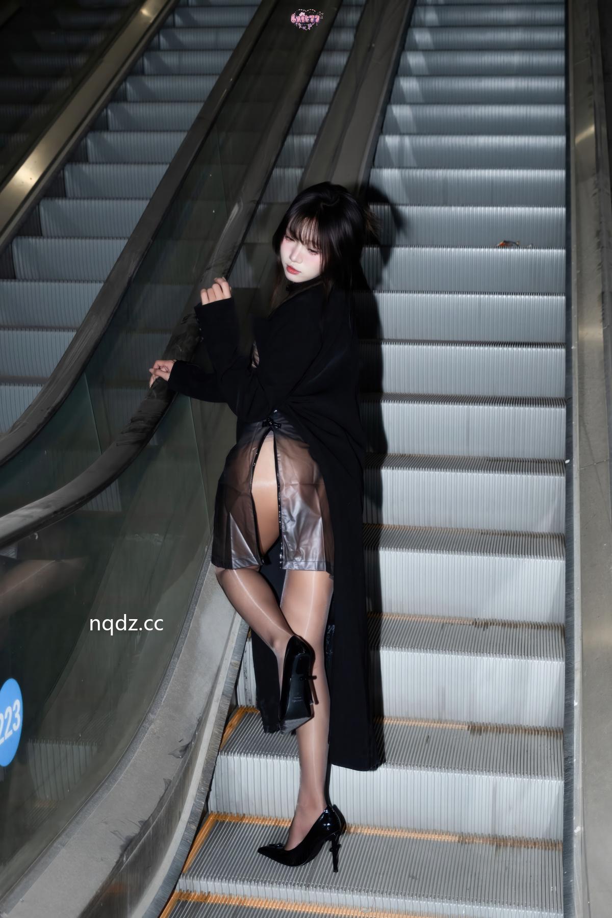 柒柒不可爱 - 午夜邂逅 [75P-567MB] - 奶圈