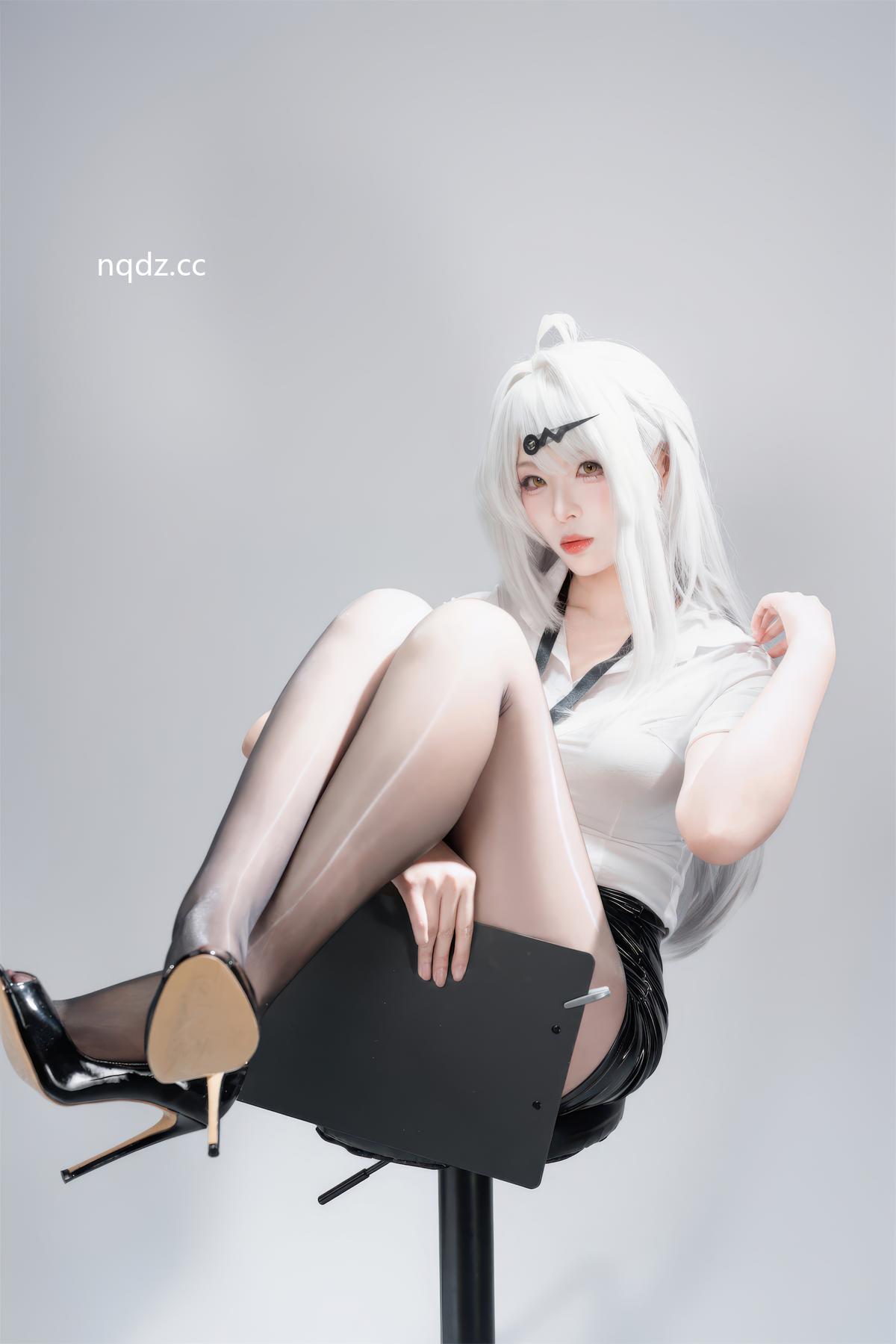 奶圈nqdz.cc-070_watermarked.jpg