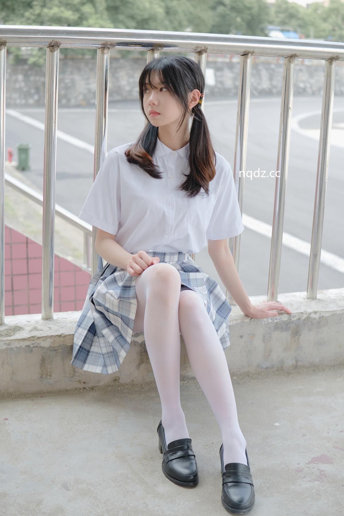 森萝财团 - 内部-019 小七 JK白丝 13D [106P1V-2.99GB] - 奶圈