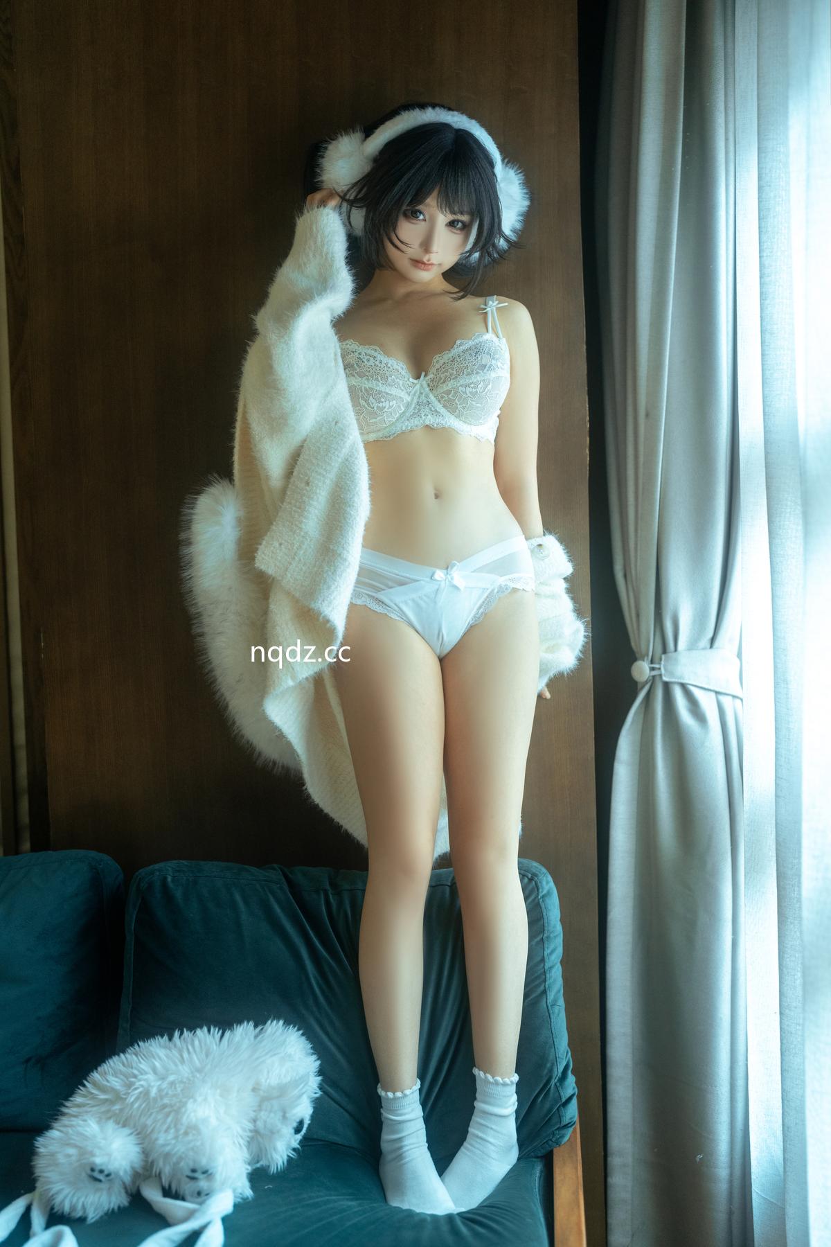 蠢沫沫 - 叫兽 白毛衣 [18P1V-2.26GB] - 奶圈