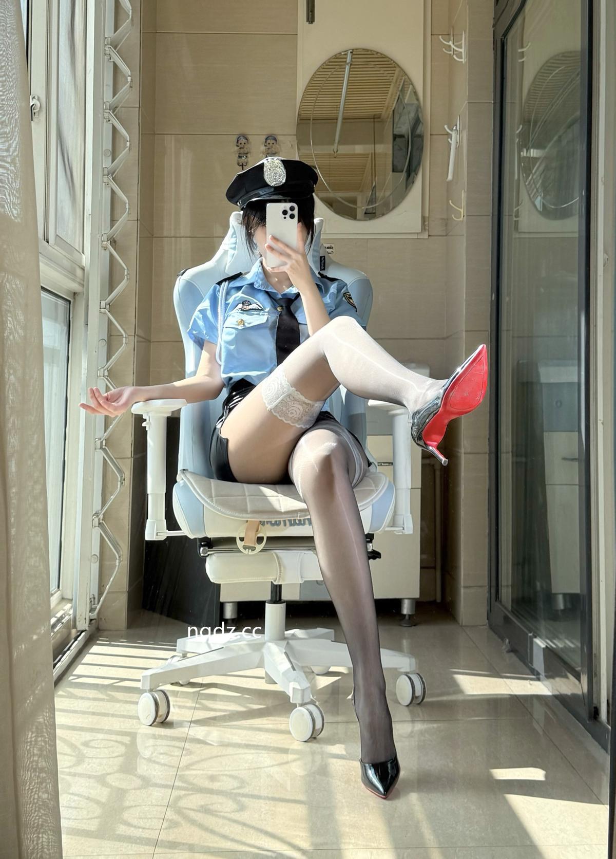 不可爱羚 - 高价定制 女警制服 [48P8V-1.04GB] - 奶圈